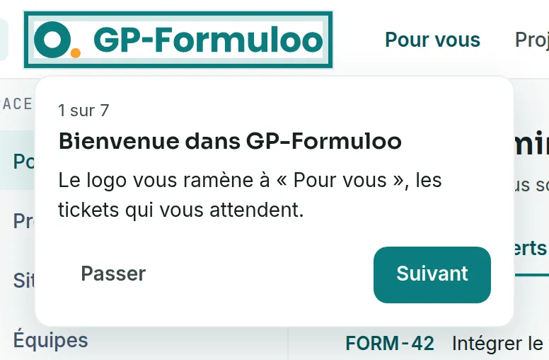 La première bulle de la visite guidée, « 1 sur 7 », désigne le logo GP-Formuloo entouré, avec les boutons Passer et Suivant.